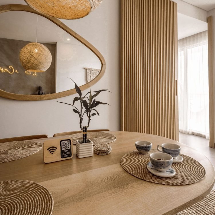 Linen & Oak